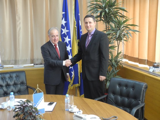 Predsjedavajući Predstavničkog doma dr. Denis Bećirović susreo se s ambasadorom Srbije u BiH: Očekujem od Srbije stvarnu a ne deklarativnu podršku suverenitetu Bosne i Hercegovine